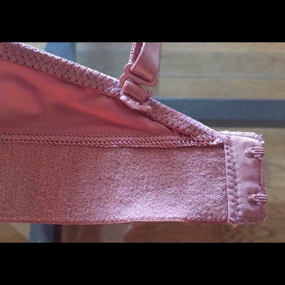 VS PINK Bra size 32C - Picture 8 of 10